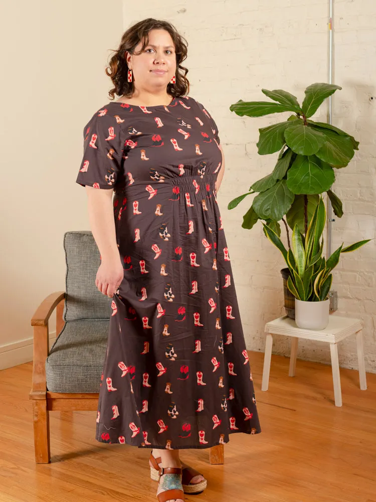 Artsy Traveler Short Sleeve Midi Plus Size Dress - Two Step Dusk