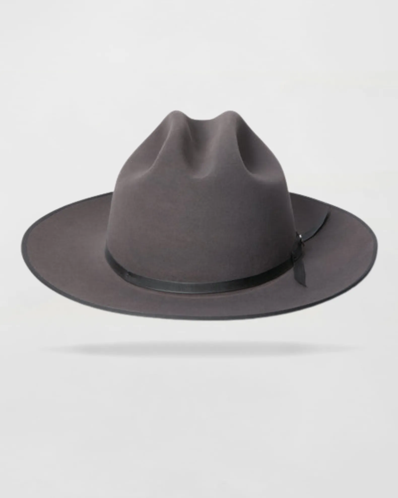 Classic Charm Felt Outdoor Hat in Black