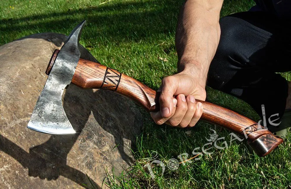 Handforged Throwing Axe 'Hawk'