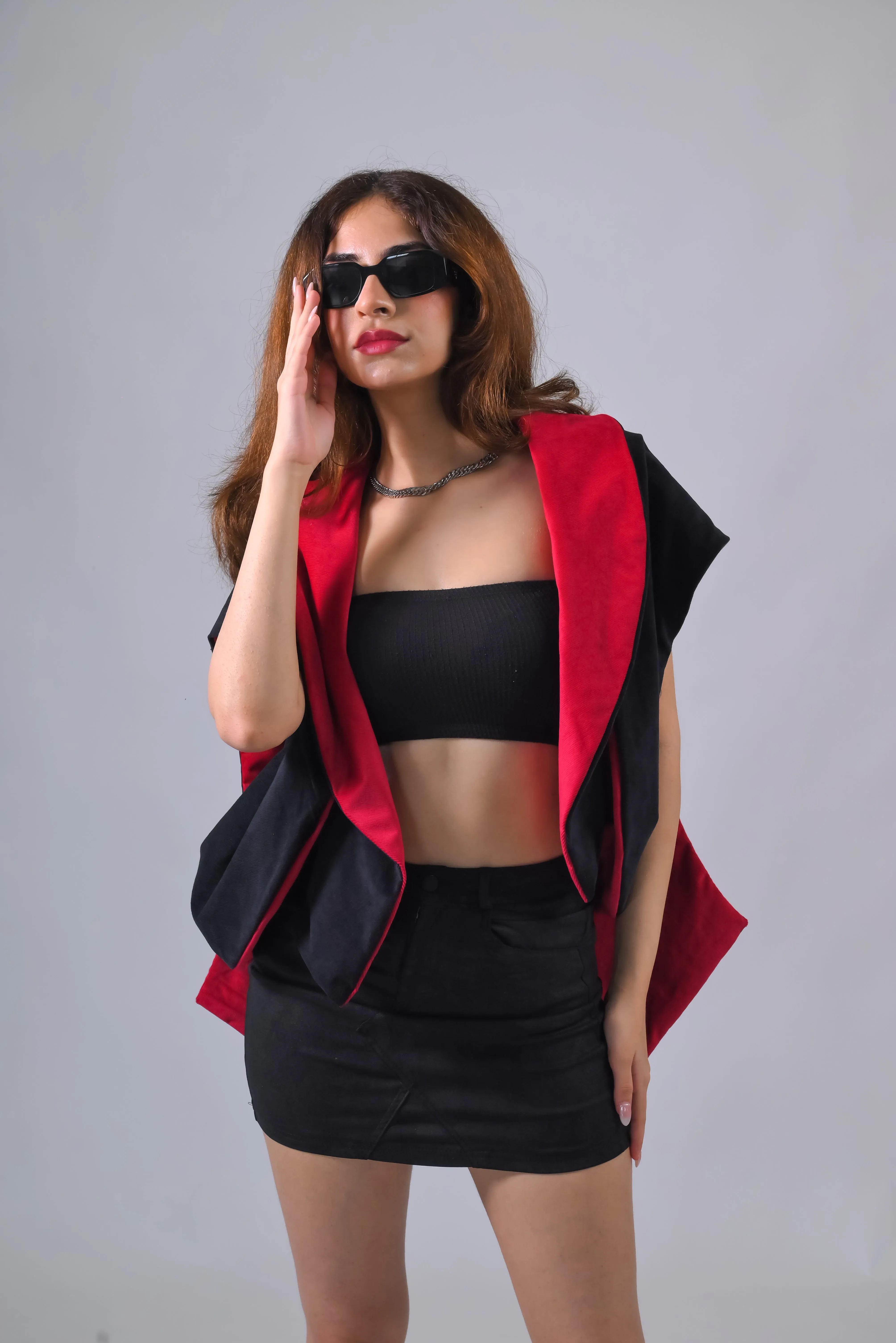 Infinity Circle Jacket - Circular Pattern 'Black-Red'