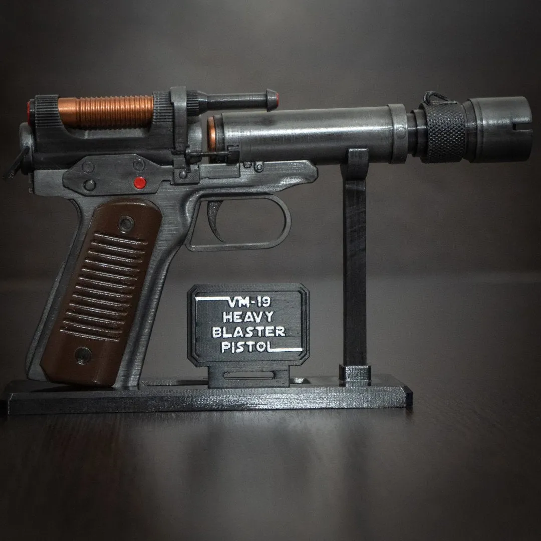 Star Wars Outlaws Kay Vess VM-19 heavy blaster pistol