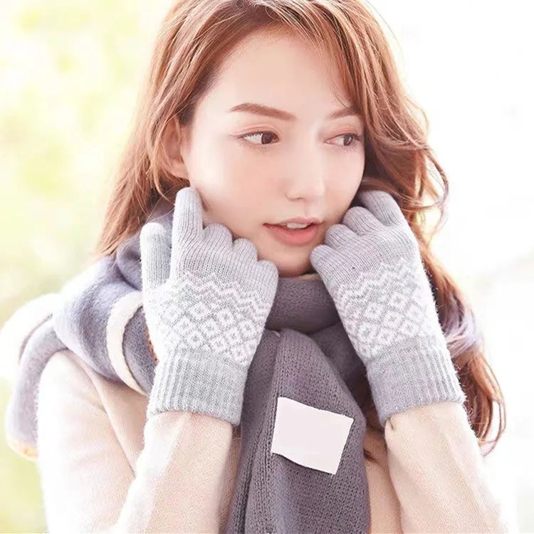 Winter Touch Screen Gloves Women Men Warm Stretch Knit Mittens Imitation Wool Thicken Full Finger Gloves(C-Dark Pink)